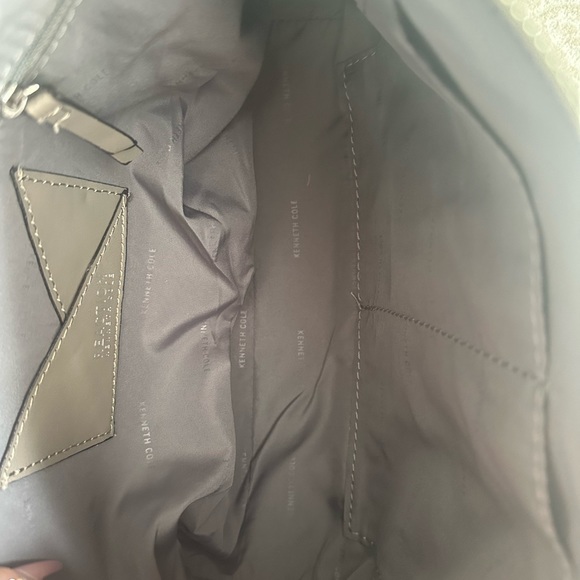 Kenneth Cole Purse - Picture 11 of 16